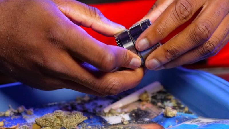 Buying Hashish in Innsbruck: Legal Status, How to Buy, and Safety Tips