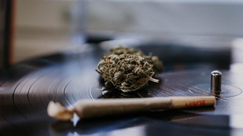 Whether you’re a seasoned vaper or just exploring the world of cannabis vapour, finding a reliable THC vape supplier in London has never been easier.
